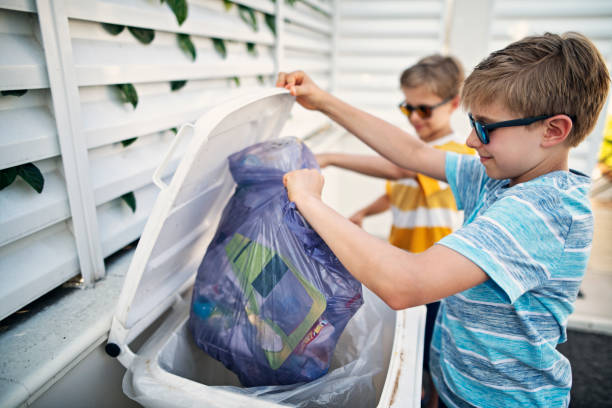 Best Trash Removal Near Me  in Fruitridge Pocket, CA